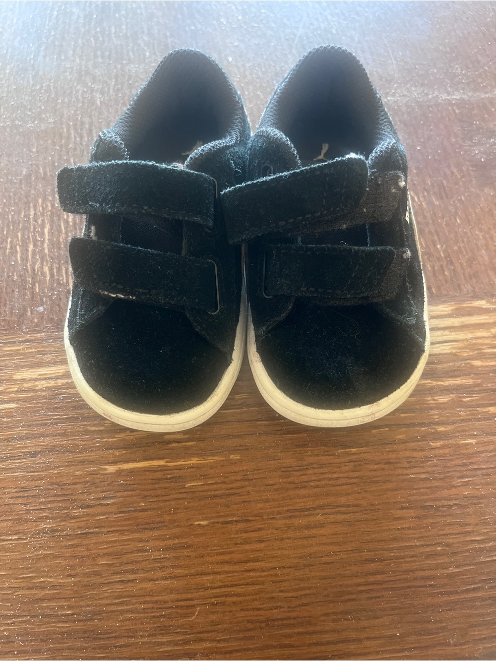 Puma Velcro Sneakers